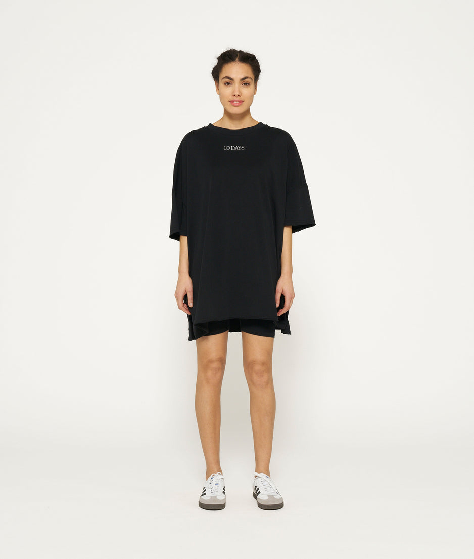 oversized tee dress | black