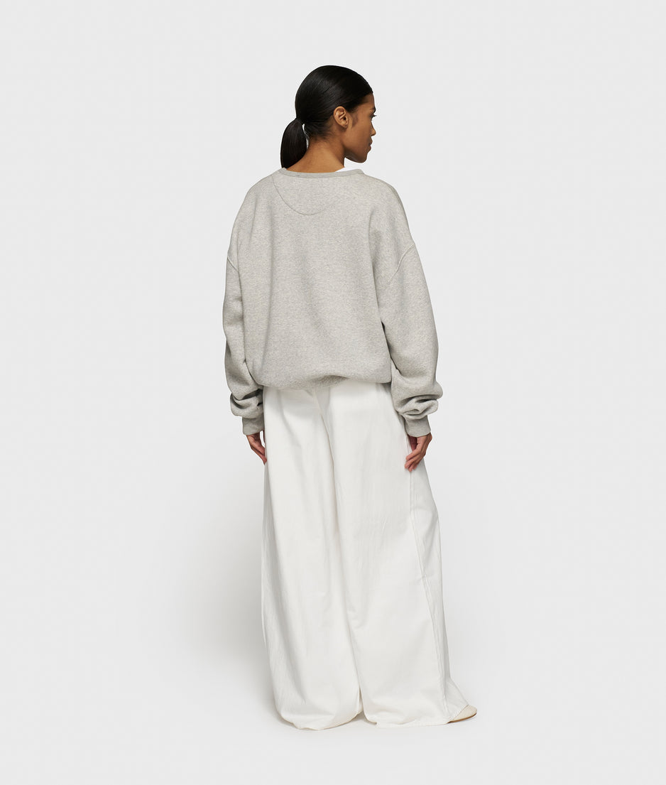 THE STATEMENT SWEATER | light grey melee