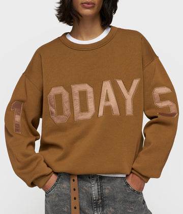 statement sweater logo | suede