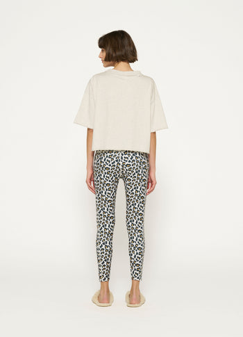 squared cropped tee | soft white melee