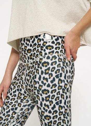 yoga leggings leopard | bone