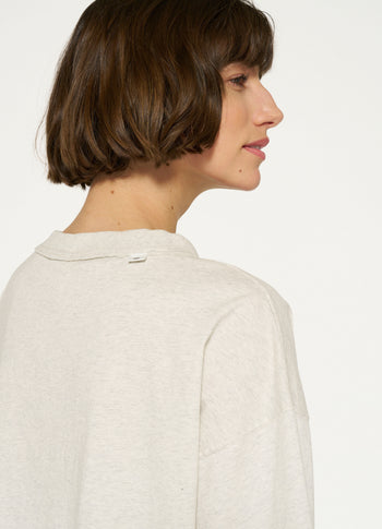 squared cropped tee | soft white melee