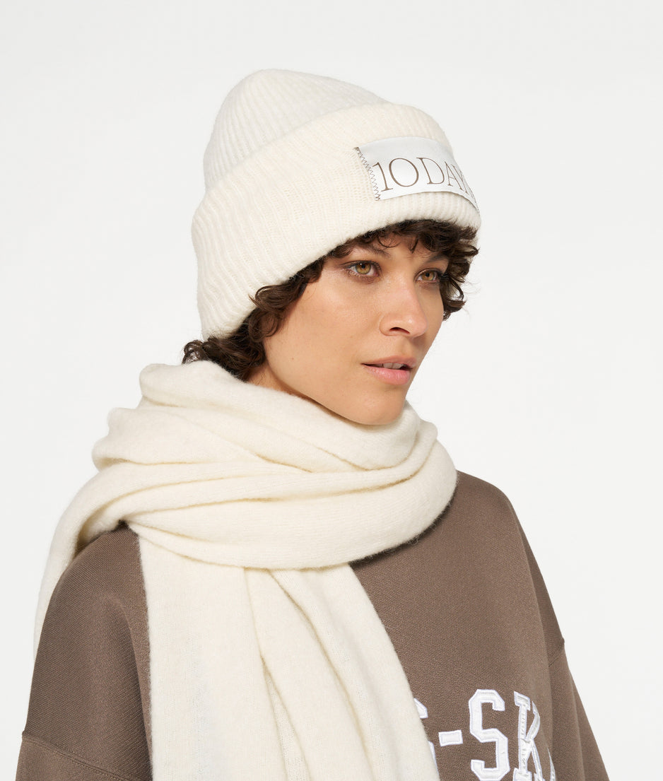 soft knit scarf | ecru