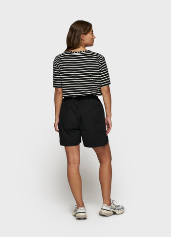 THE PROUD BERMUDA | black