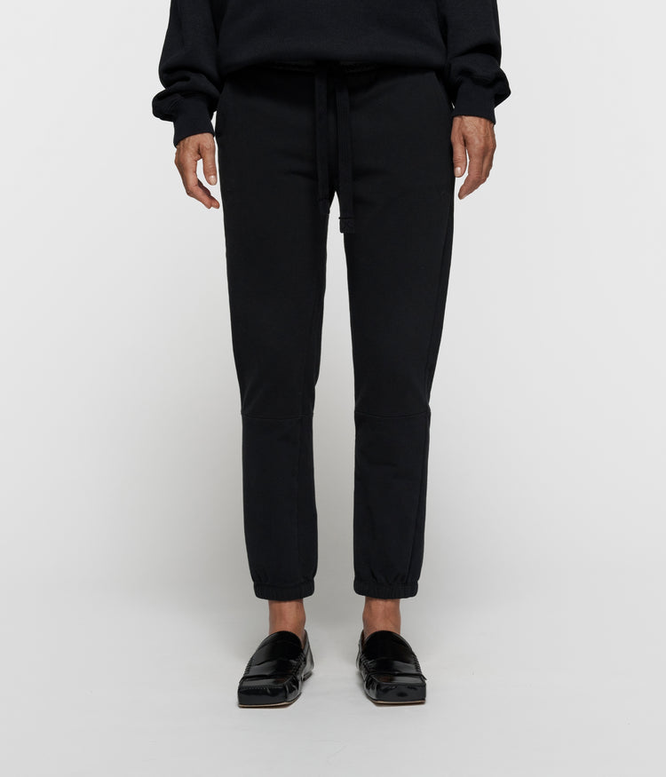 THE CROPPED JOGGER | black