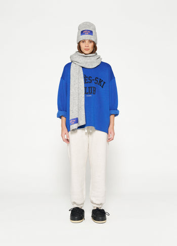 statement sweater apres-ski | electric blue