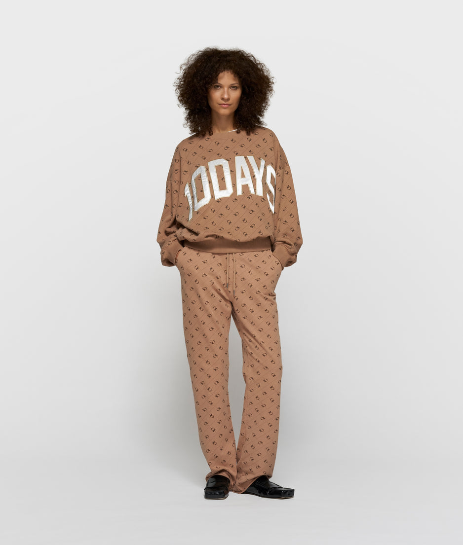 straight jogger monogram | fudge