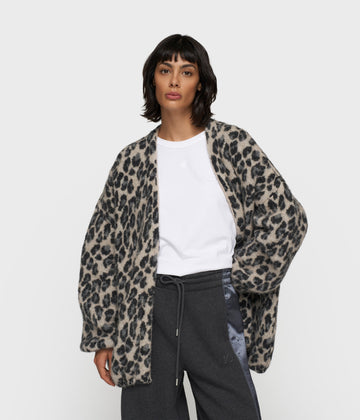 knit cardigan leopard | soft white melee