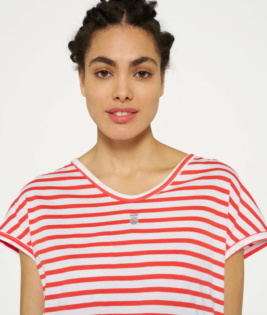 tee stripes | white/poppy red