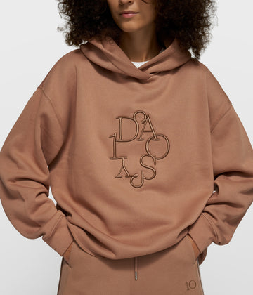 statement hoodie embro | fudge