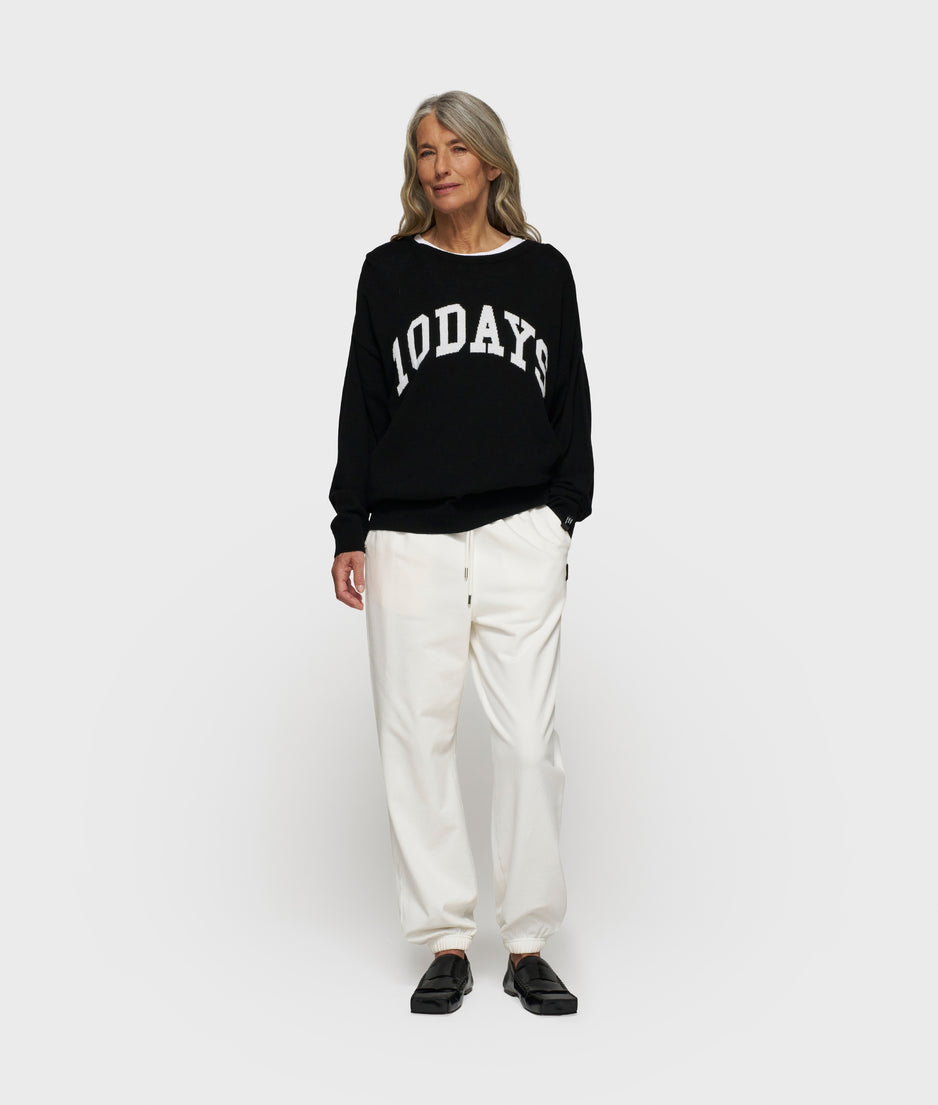 statement sweater knit | black