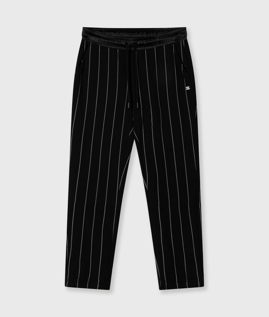 cropped jogger pinstripe | black