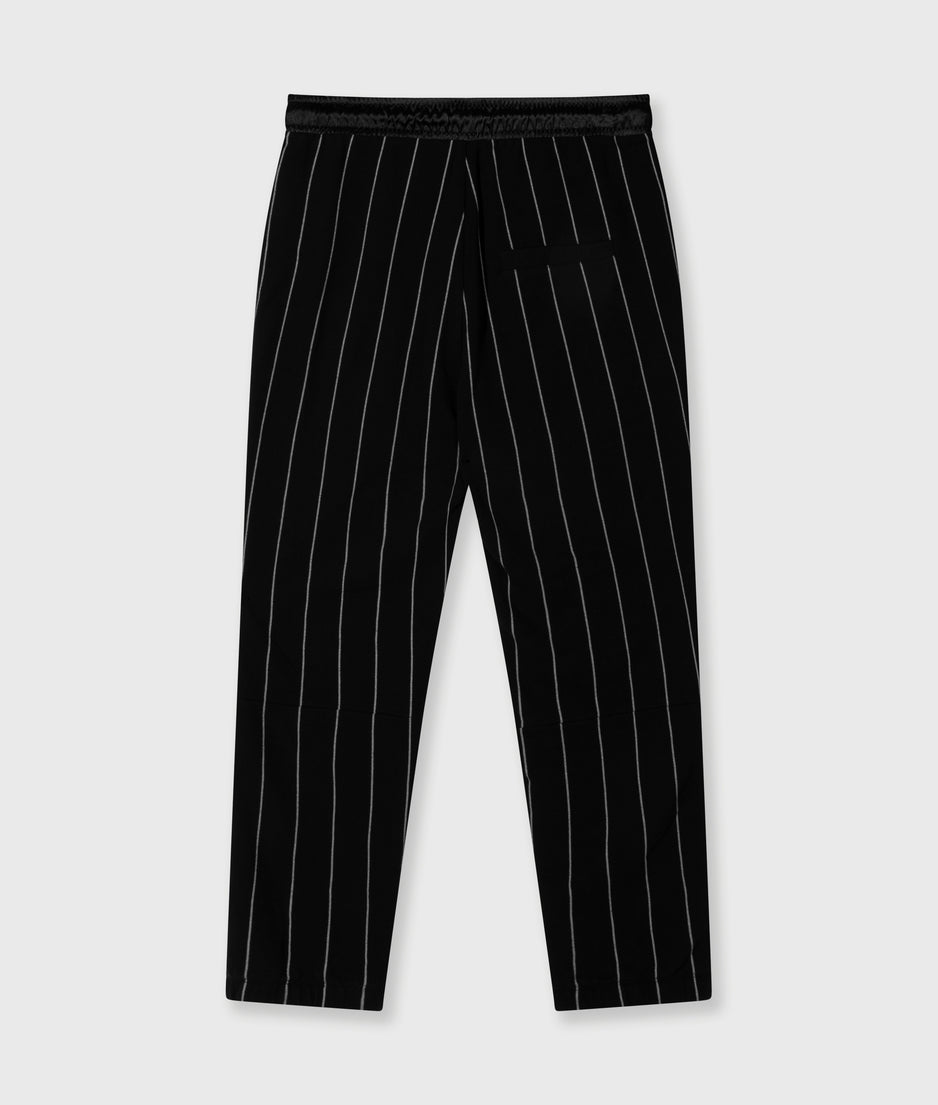 cropped jogger pinstripe | black
