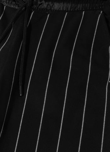 cropped jogger pinstripe | black