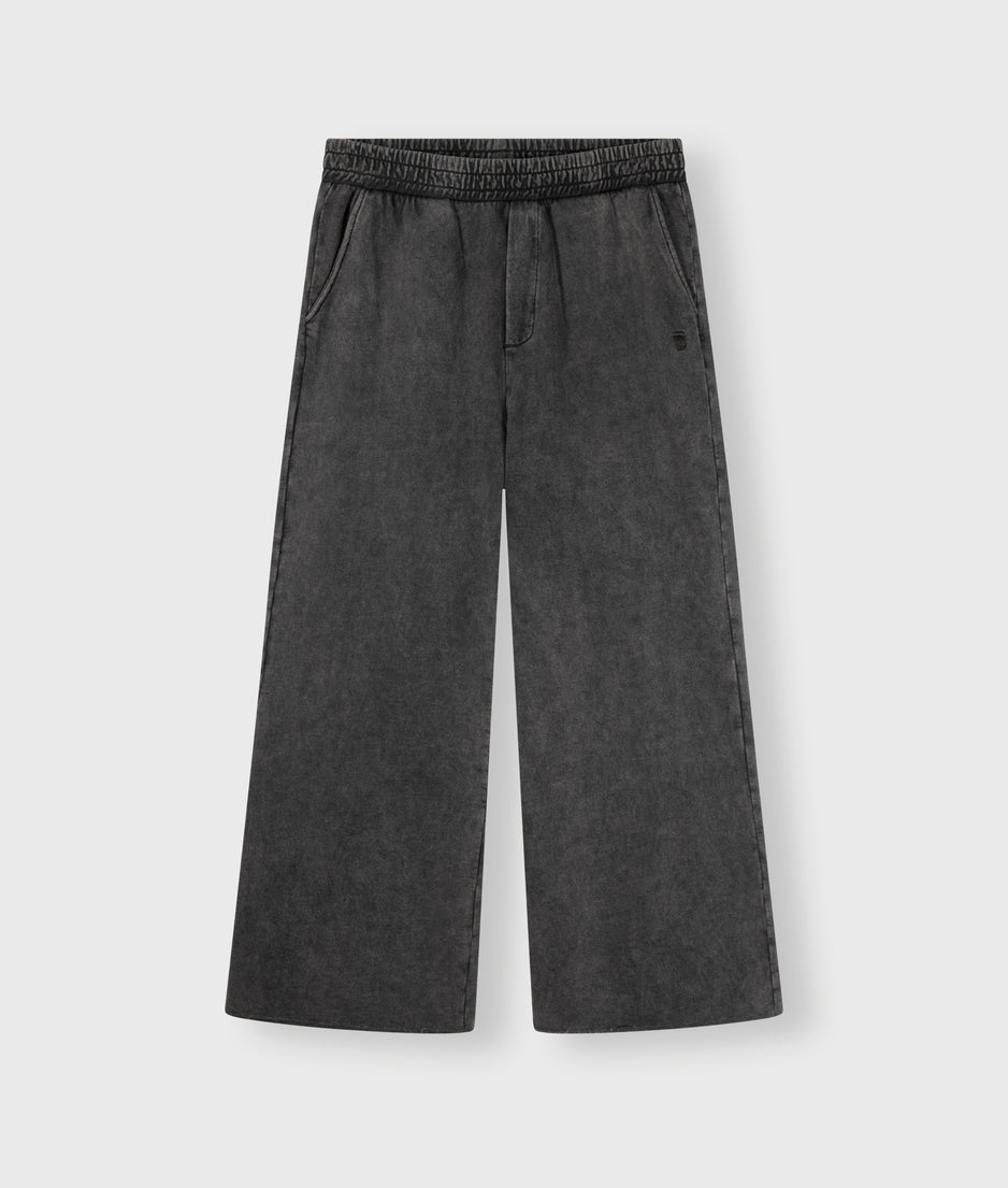 washed wide leg jogger | ash grey