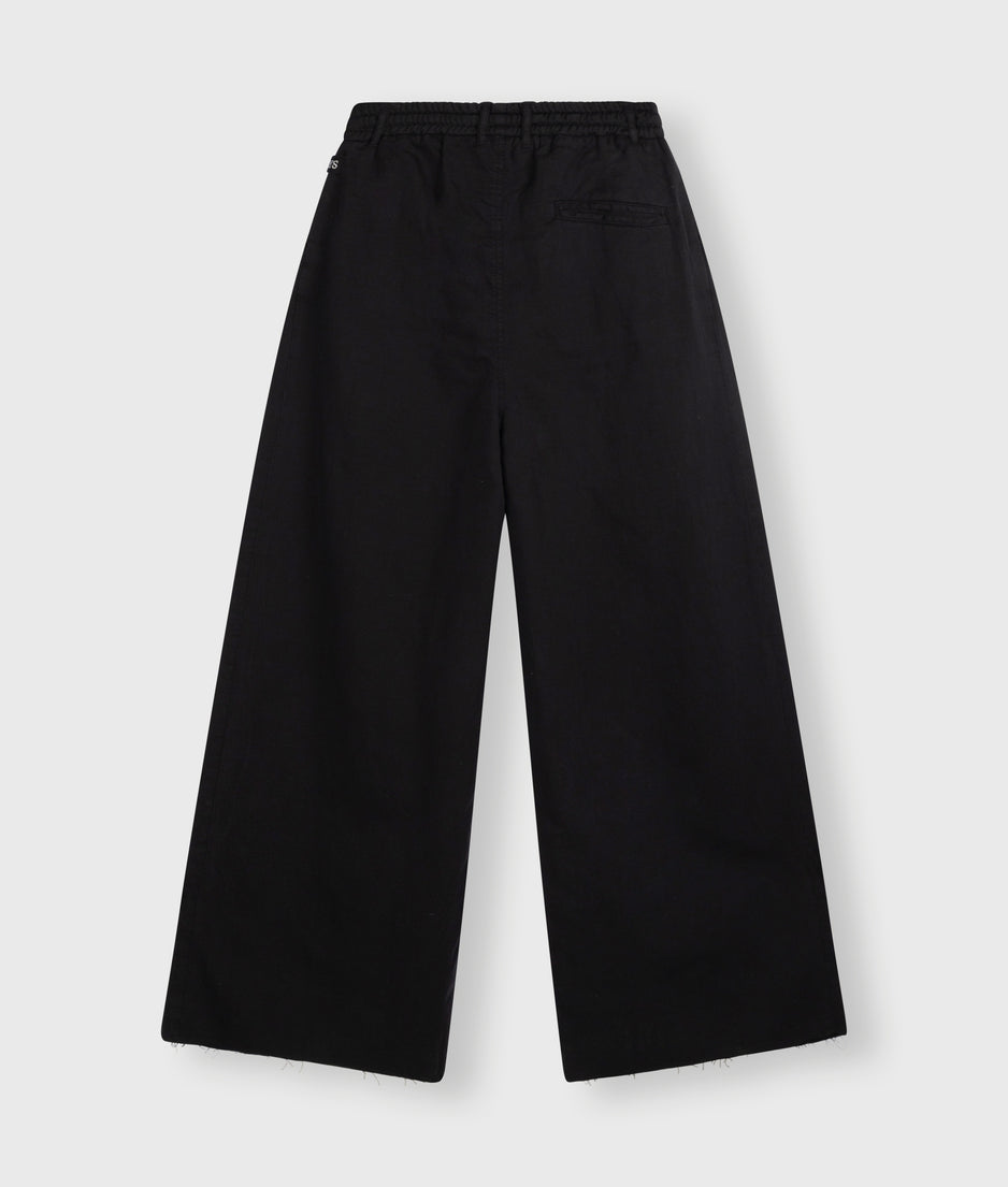 wide leg pants | black