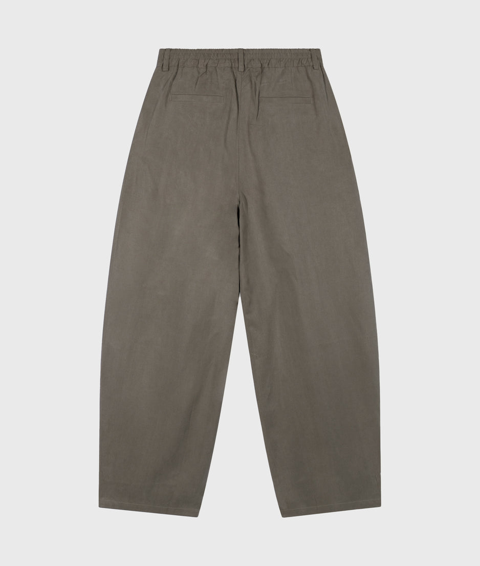 banana pants lyocell | dark fog