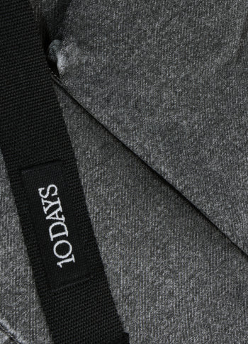 utility shorts jog denim | black