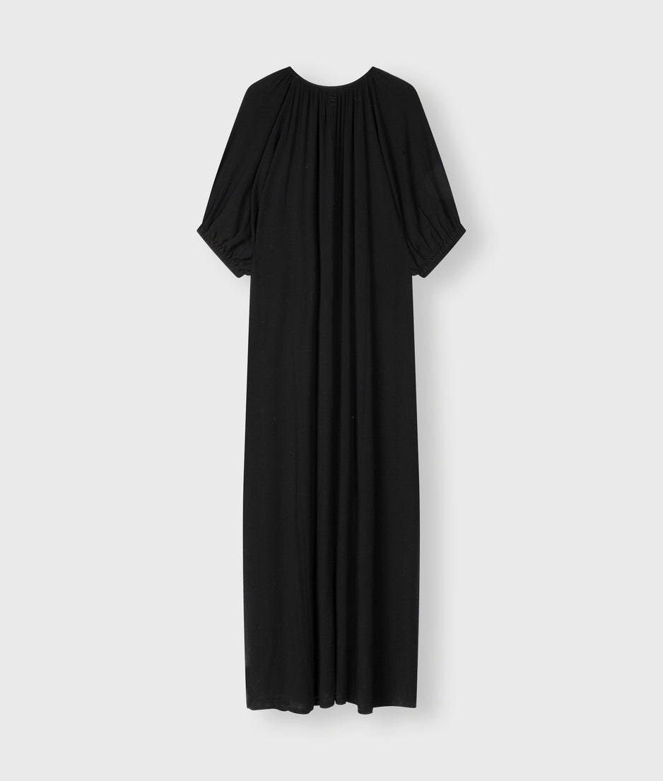 maxi dress | black