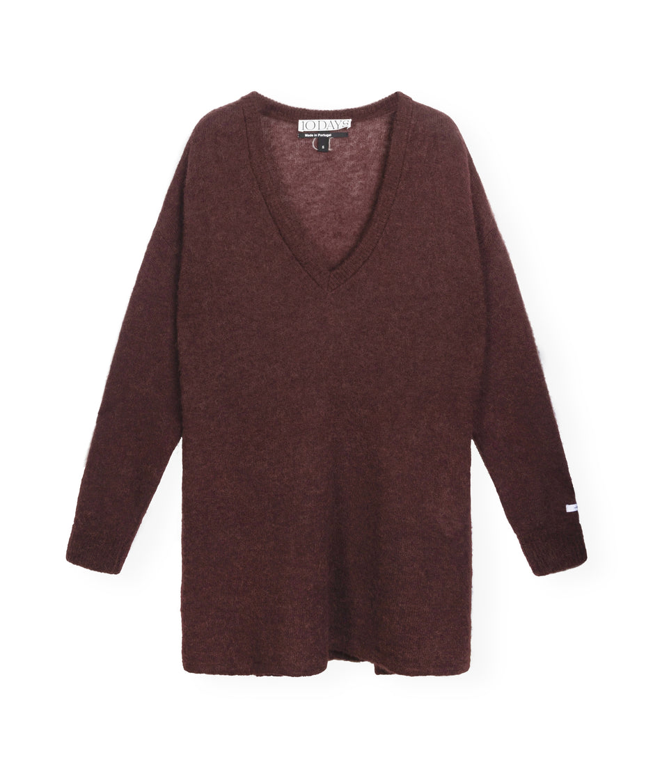v-neck thin knit sweater | aubergine