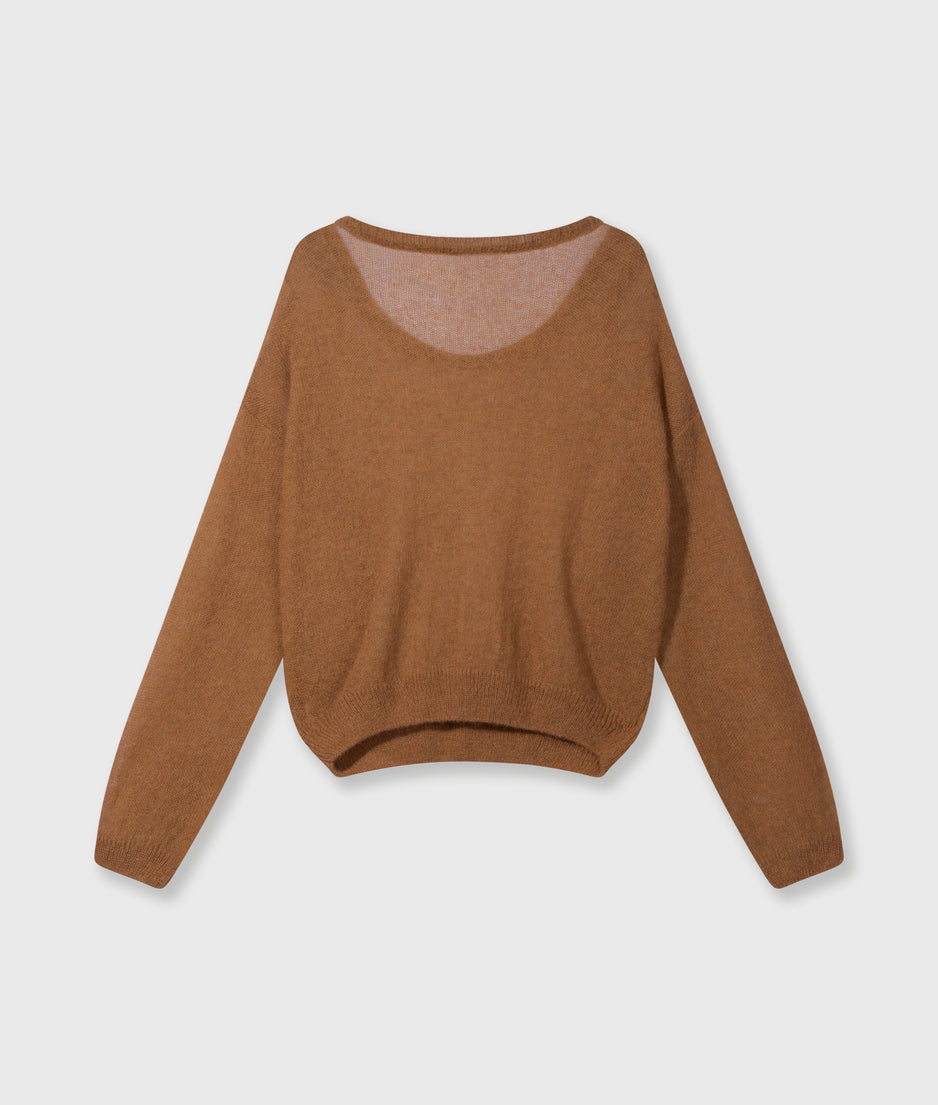 thin knit sweater | suede
