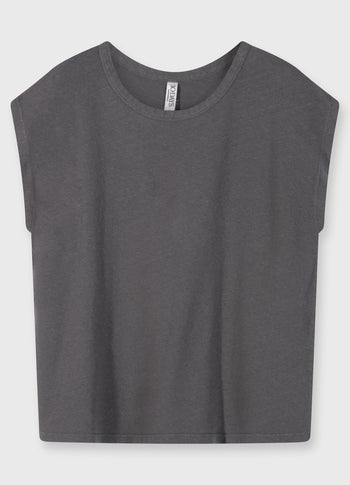 tee linen | oil