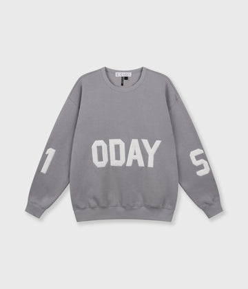 statement sweater logo | light graphite