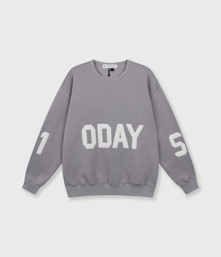 statement sweater logo | light graphite