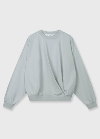 sweater pleat | clean blue