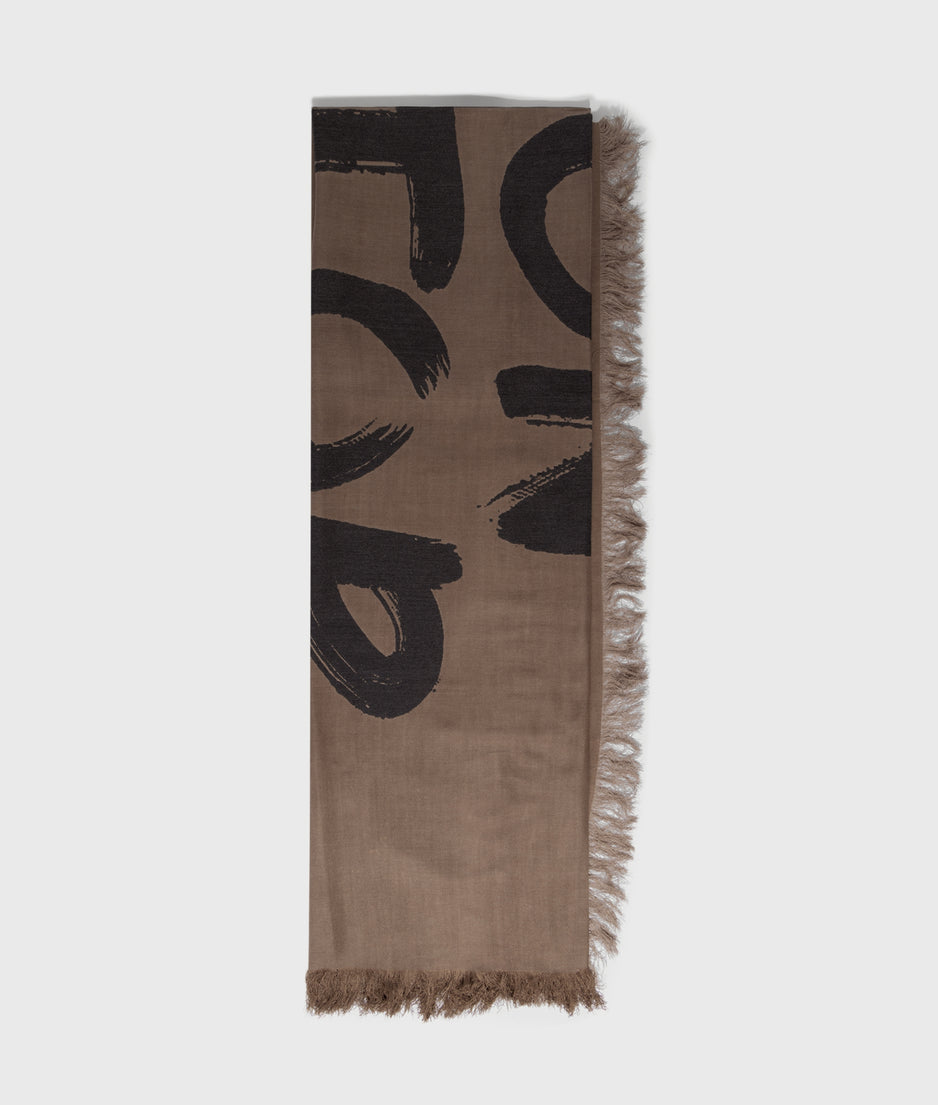 scarf love on top | moonrock
