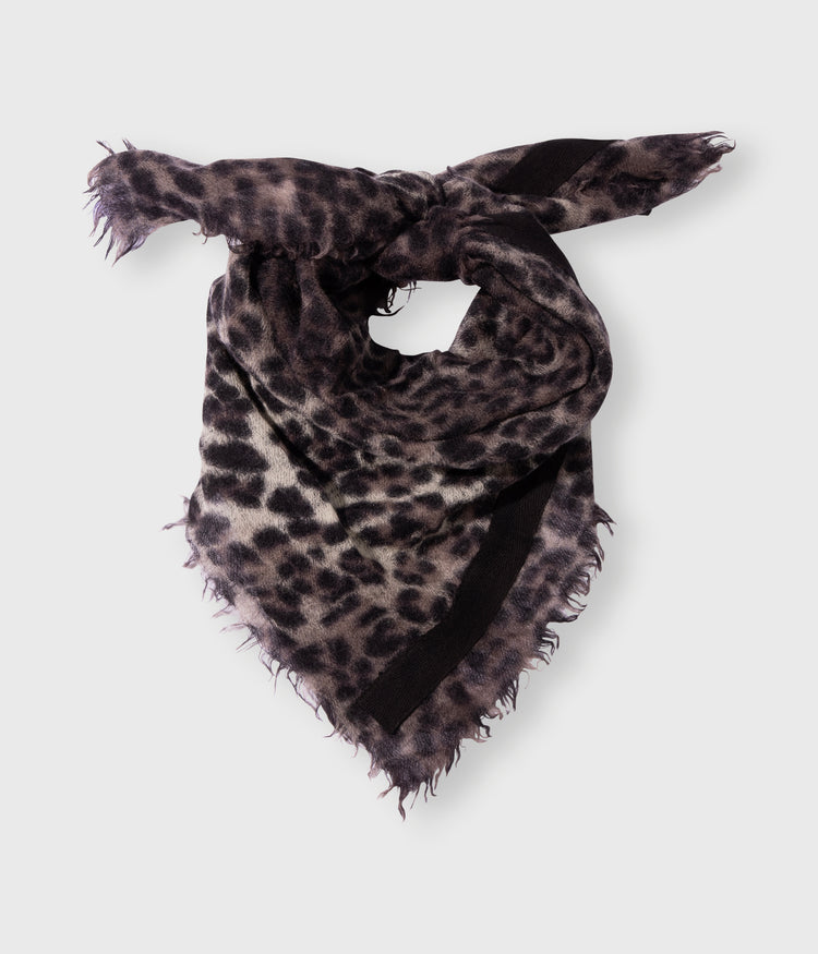 wool bandana leopard | soft white melee