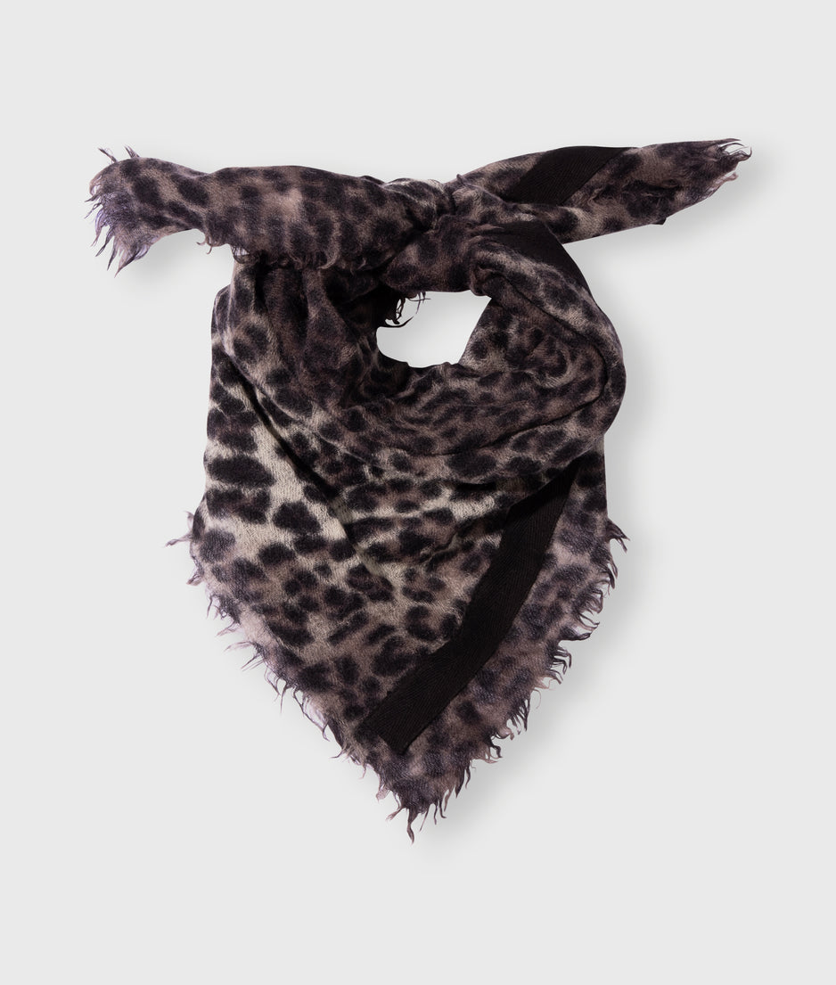 wool bandana leopard | soft white melee