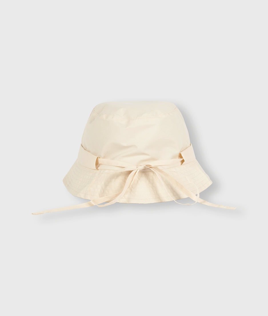 bucket hat | vanilla cream