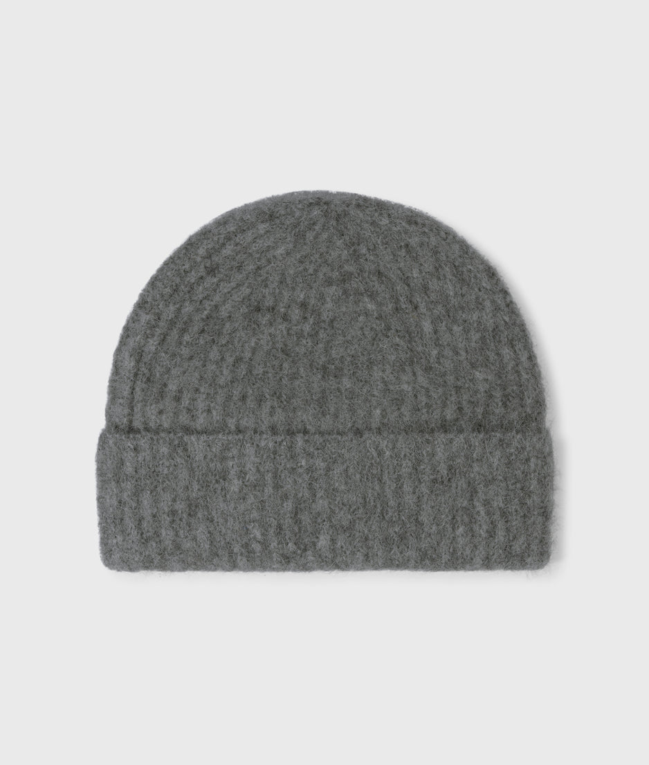 hairy beanie | grey melee
