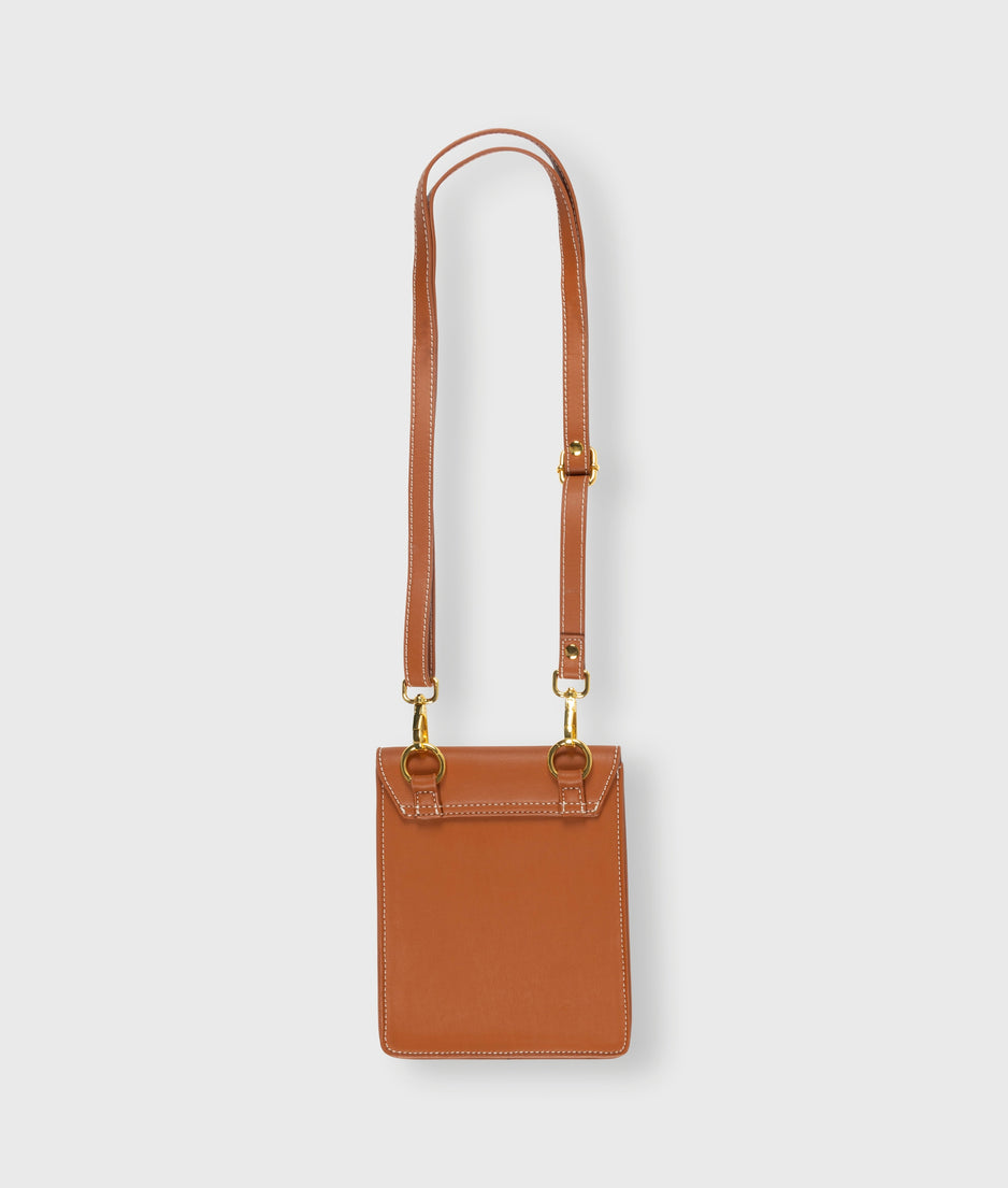 cross body pouch | saddle brown