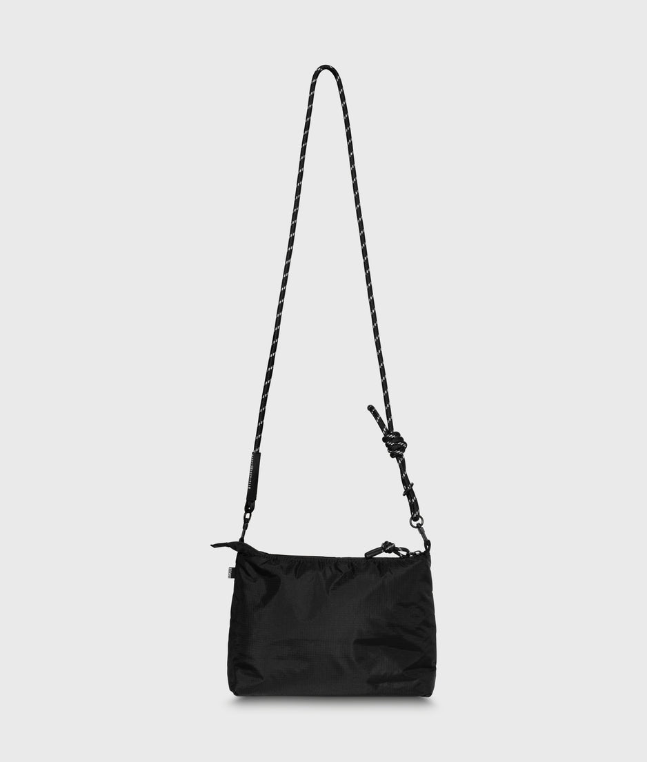 padded mini pouch | black