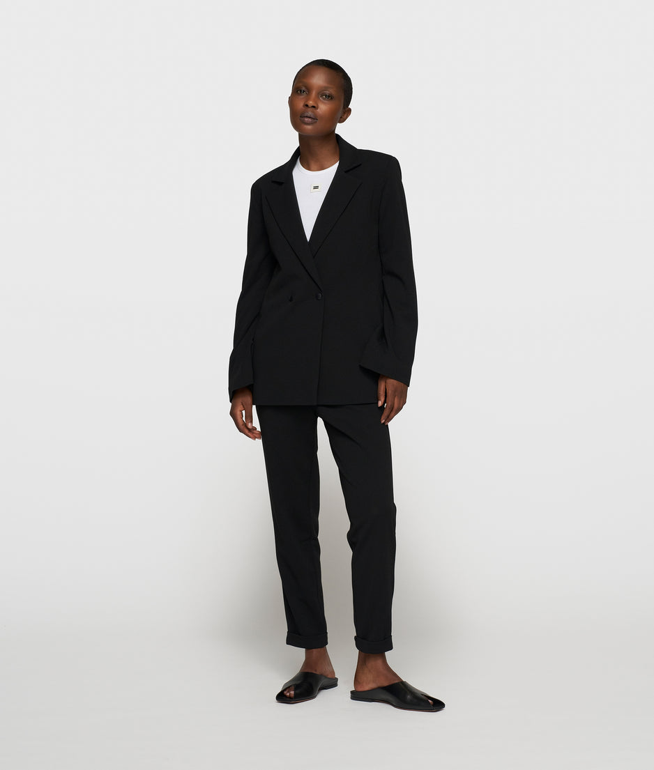 The Boardroom Blazer | black