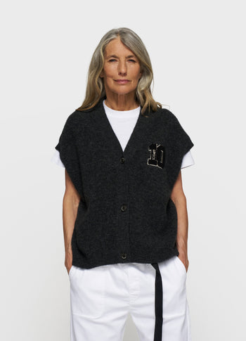 soft v-neck knit gilet | antra melee