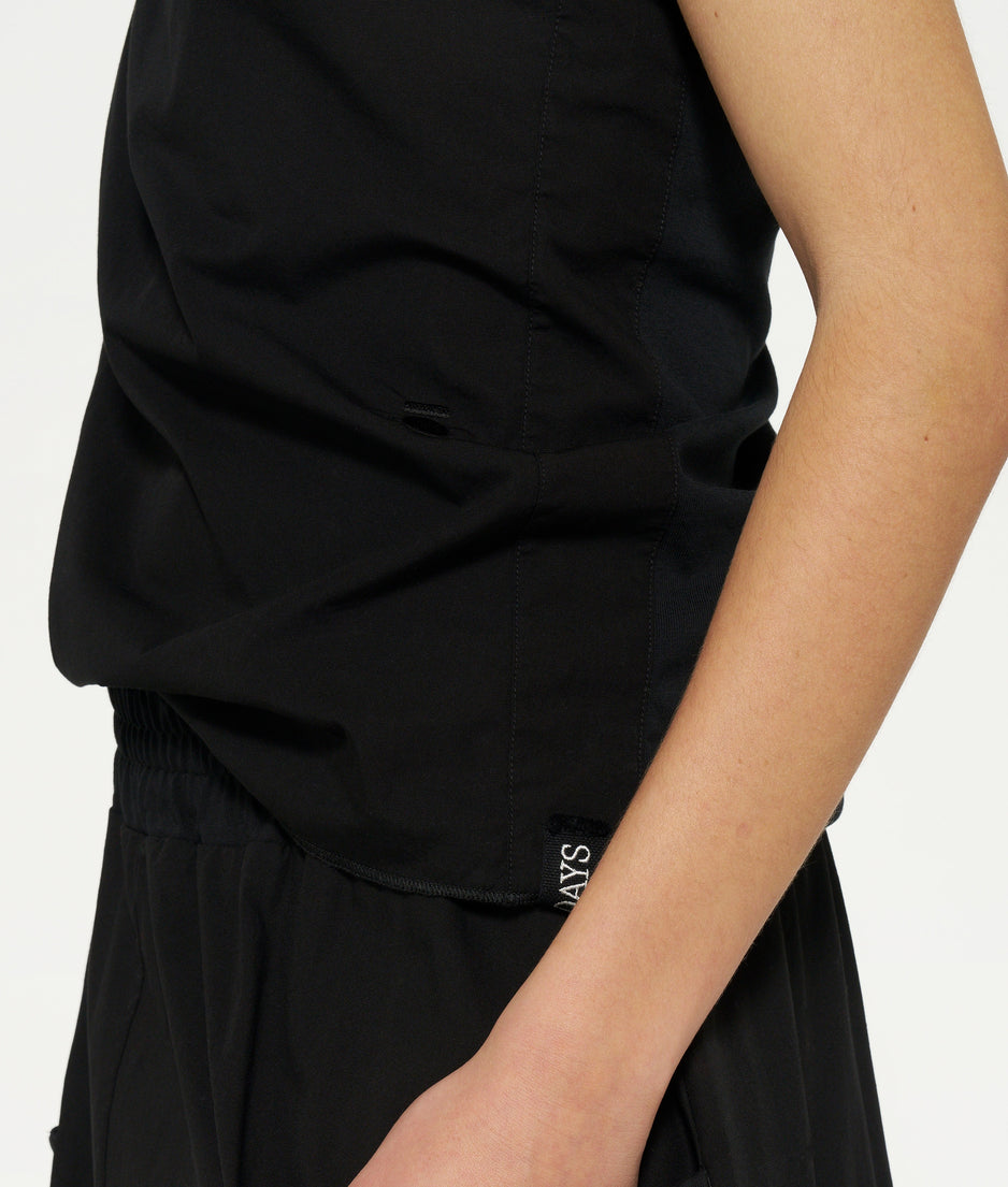 one shoulder top | black