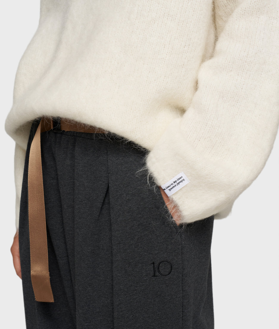 v-neck hairy knit sweater | ecru