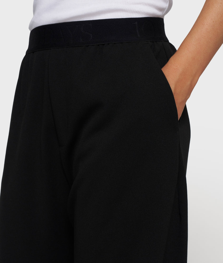 The Network Pants | black