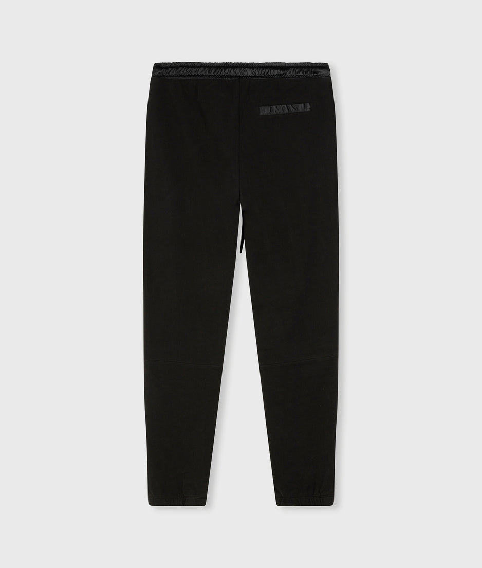 THE CROPPED JOGGER | black