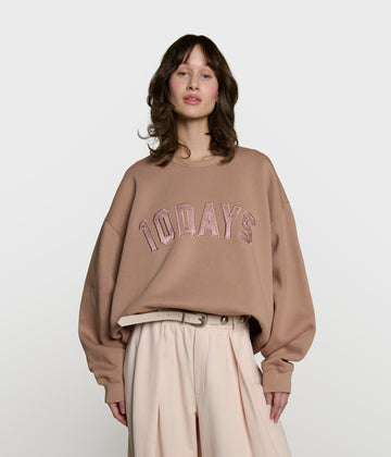 statement sweater | light fudge