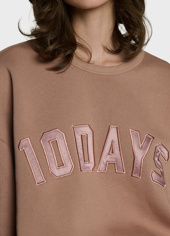 statement sweater | light fudge