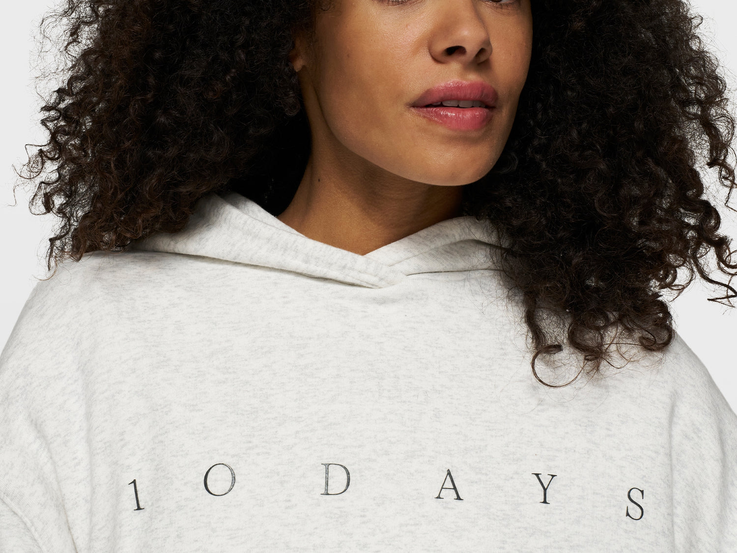 statement hoodie | white melee
