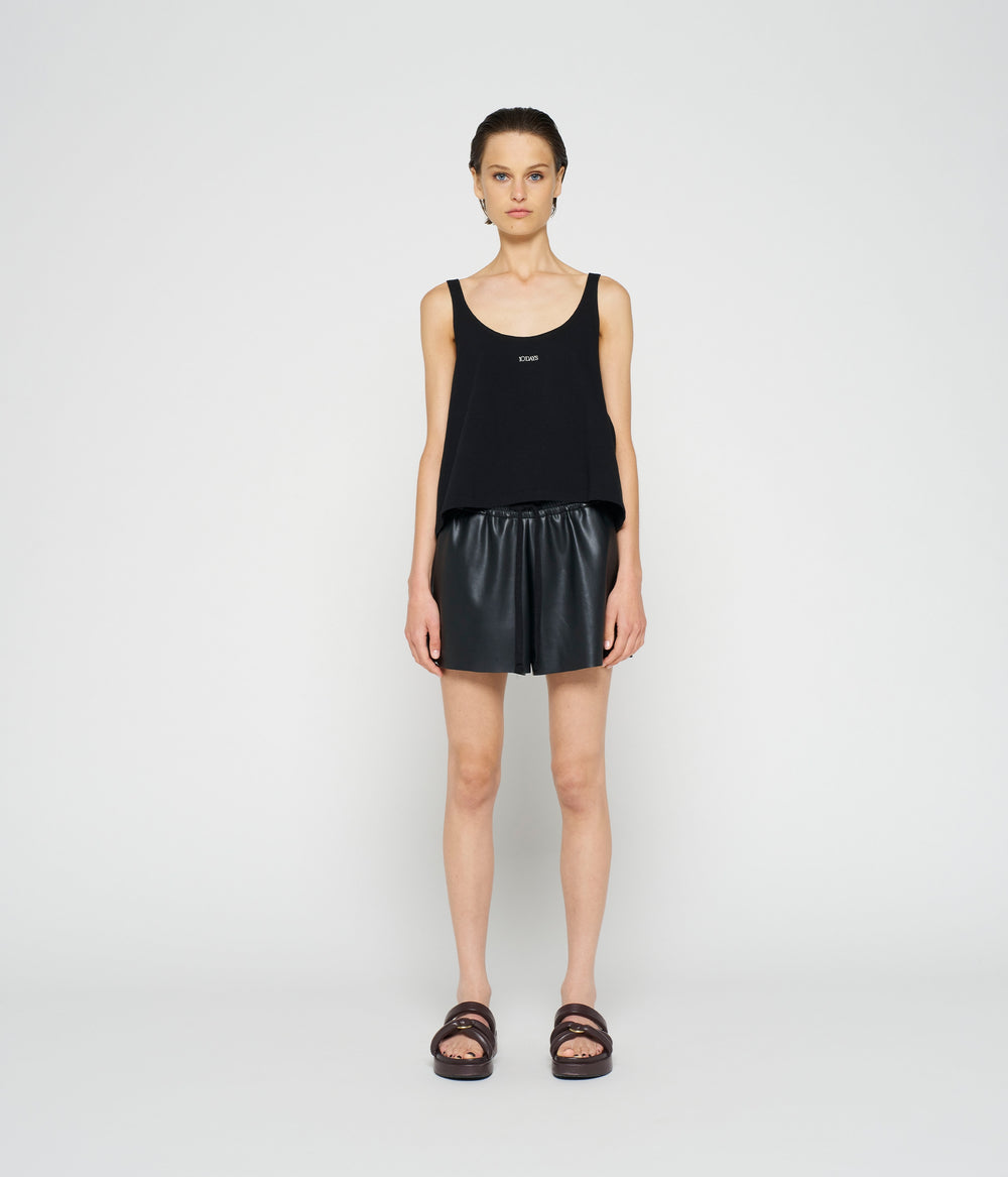 leatherlook shorts | black