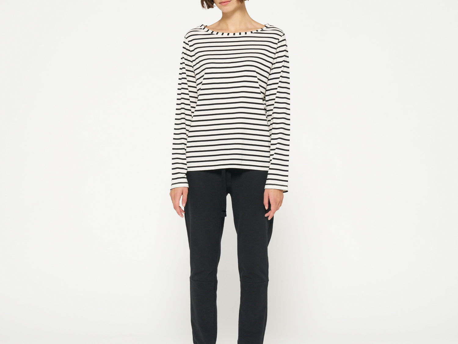 THE LONGSLEEVE STRIPE | white/black