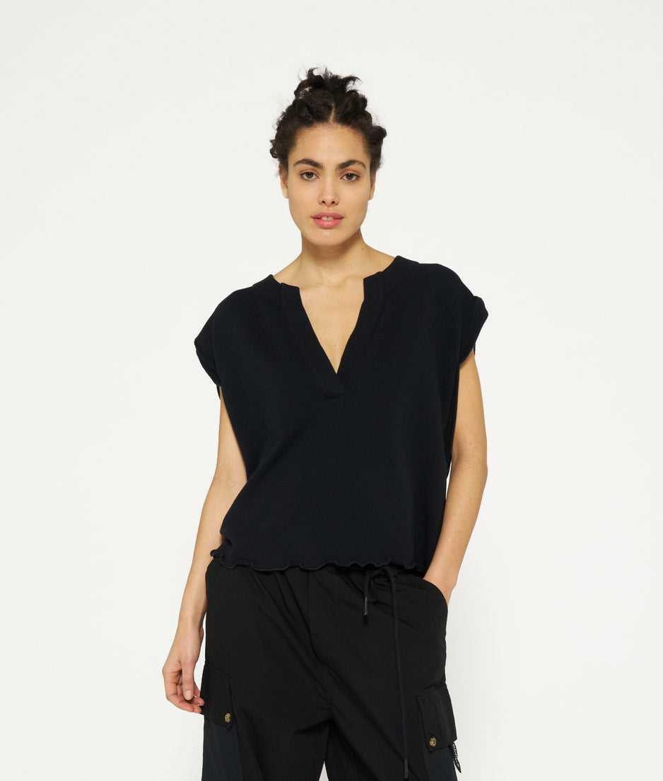 v-neck top fleece | black