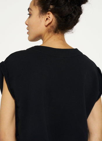 v-neck top fleece | black