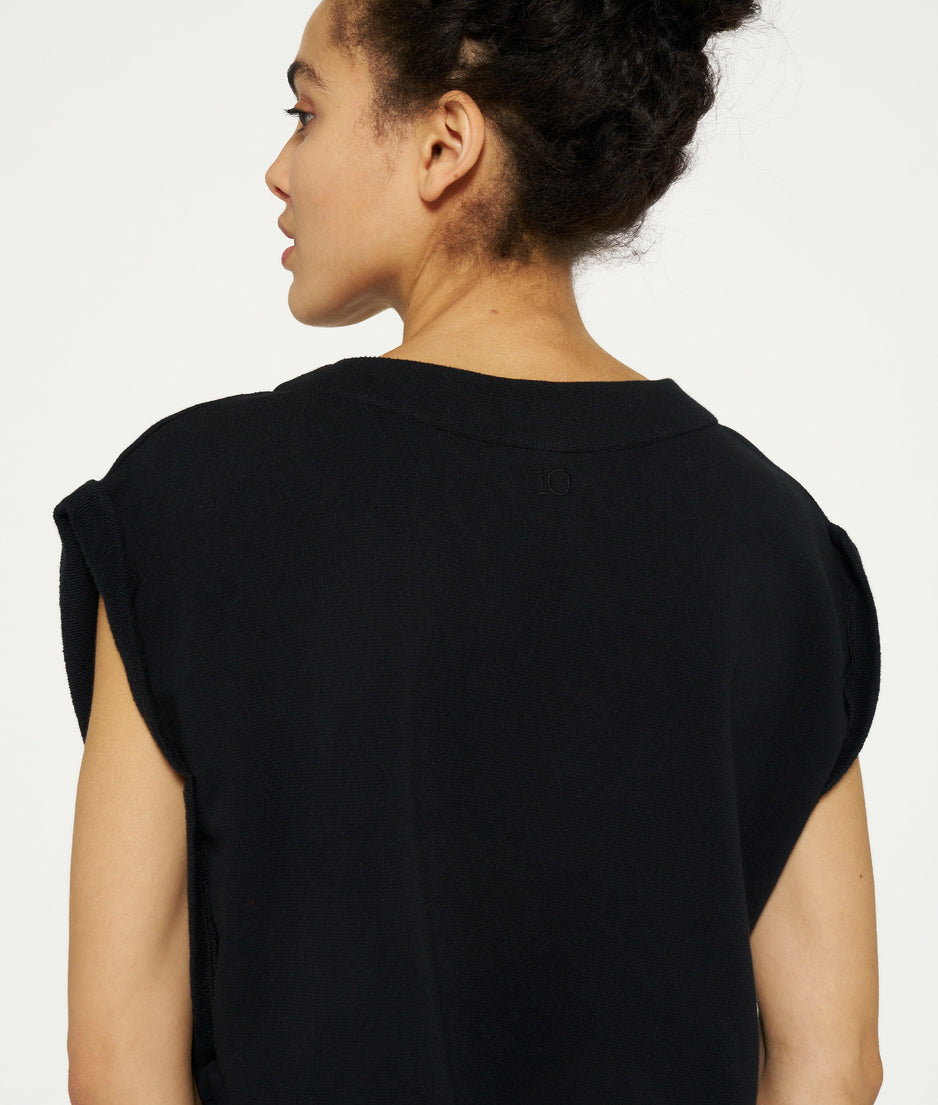 v-neck top fleece | black